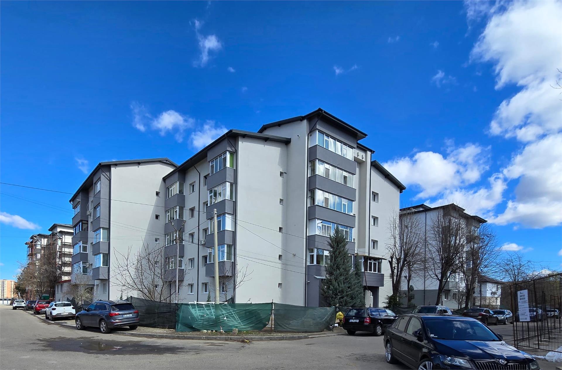 MOBILAT si UTILAT Apartament 3 camere D intabulat Lunca Cetatuii