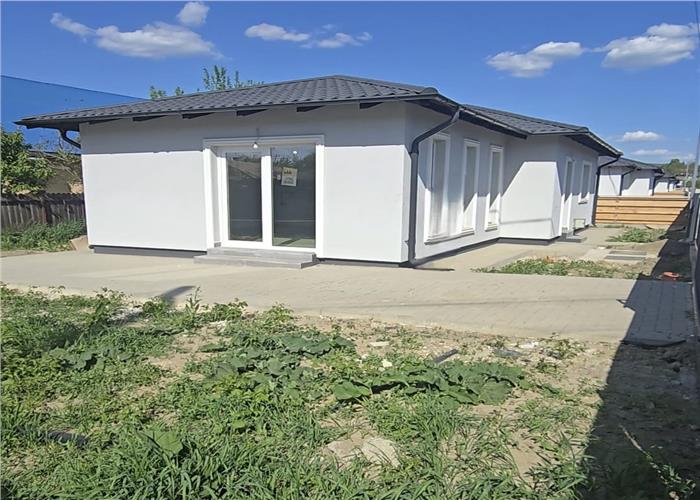Capat CUG Casa single 3 camere Lunca Cetatuii