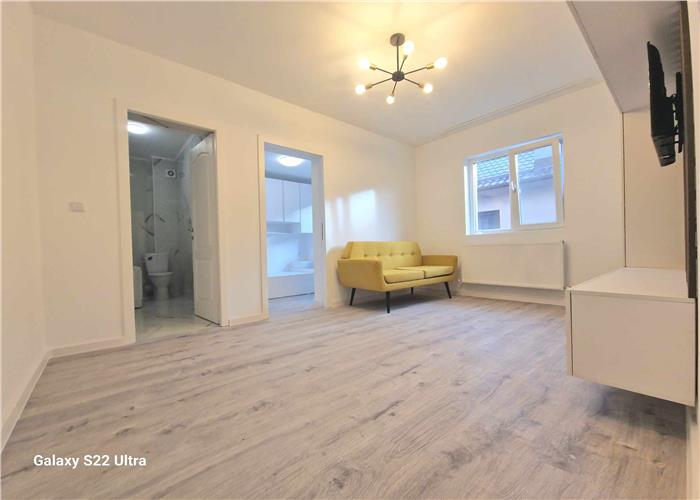 Capat CUG Apartament  2 camere INTABULAT