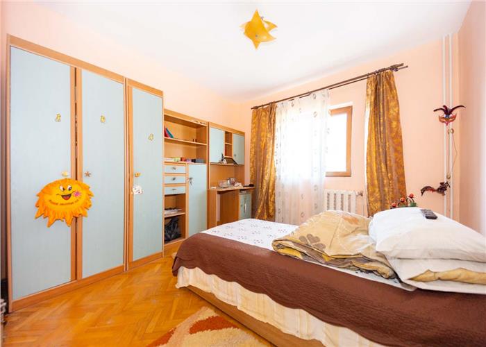 LIBER Apartament 3 camere D Mircea  cel Batran