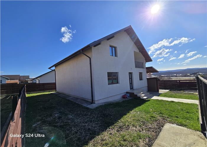 Capat CUG Vila single 4 camere D  Horpaz Miroslava
